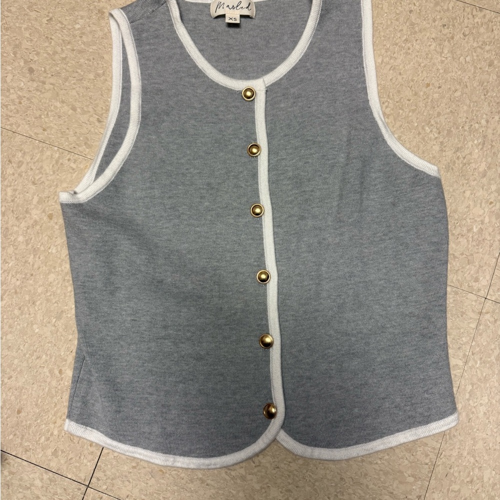 Gray Sleeveless Top with Gold Buttons